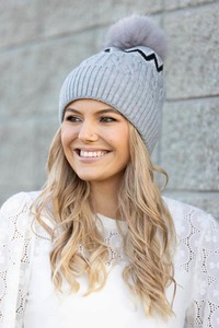 Accessories: Grey Zigzag Beanie