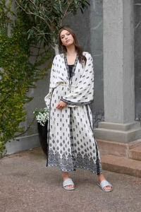 Kimonos: Petra Kimono Cream Black