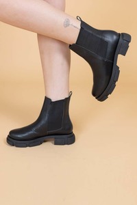 Boots: Dahlia Boots Black